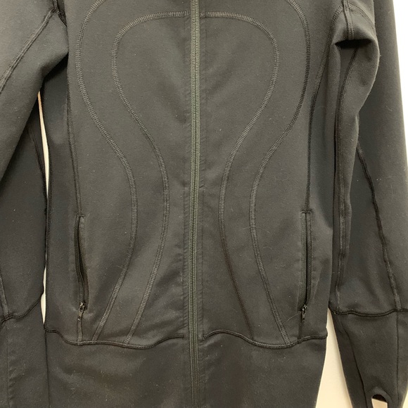 Lululemon In Stride Jacket - Picture 14 of 16